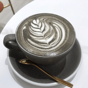 Charcoal latte 灰心