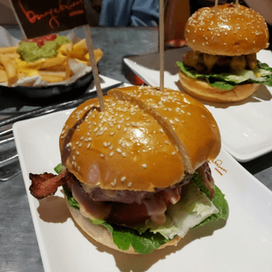 Burgeroom@尖沙咀

超鍾意食啲好ju...