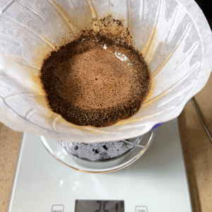 Pour Over ：磨15g咖啡豆，用V60沖