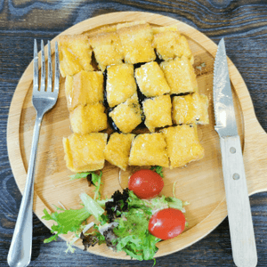 黑芝麻餡西多士，挺有新意