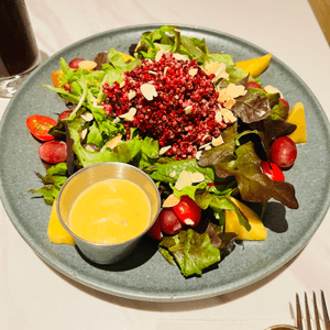 Salad & pizza🥗🍕🥂🍹