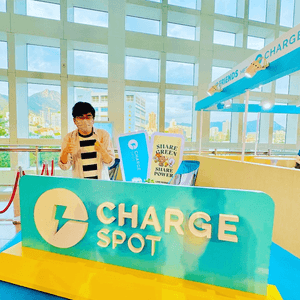 ChargeSpot LINE FRIENDS 玩遊戲打張...