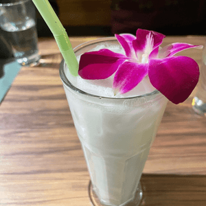 椰汁
泰國餐廳必點飲品，椰子味...
