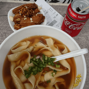 麵質煙韌，湯底清甜，食過好多間，...