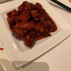 糖醋排骨，比起平時食咕嚕肉酸啲，但都好好...