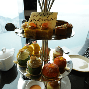 【思思賢食好西】維港海景Afternoon tea 香港麗思卡...