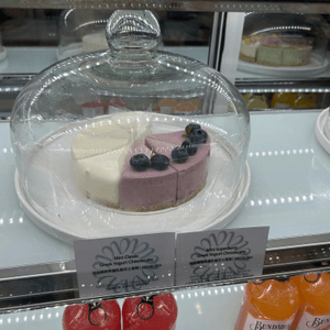 Lanala Greek Yogurt Cheesecake