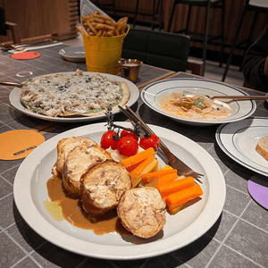 ɞ♡ 黑膠唱片主題餐廳 • 食物水準極高 ♡ɞ