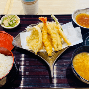 海鰻海鮮天婦羅定食