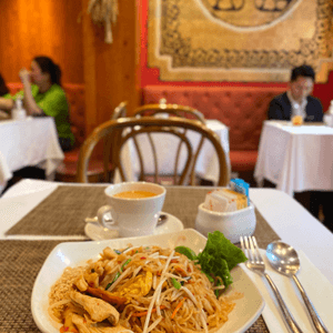 泰式午餐 💕 泰式雞肉炒金邊粉