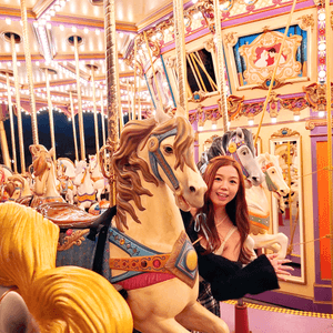 香港迪士尼黃昏的♥️旋轉木馬♥️