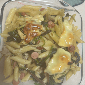 菠菜雞肉芝士腸長通粉