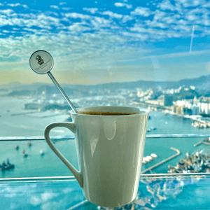 在香港100樓的cafe
