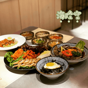 韓印紅海陸空餐廳