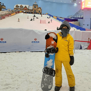 【融創文旅城 - 熱雪奇蹟（廣州）】｜中女學Snowboard 體驗