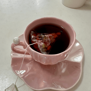 Blue Monday, 沖返杯玫瑰花茶🌷