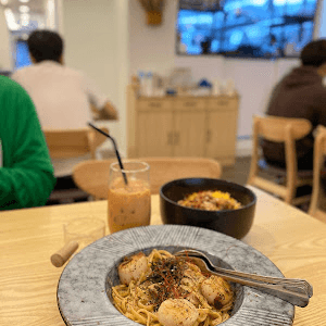 【旺角 食記】女人街食物多元化的西餐日料 ♥ 鷹 西日料理