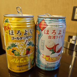 ## 澳門限定水果酒 🍹荔枝&菠蘿味！