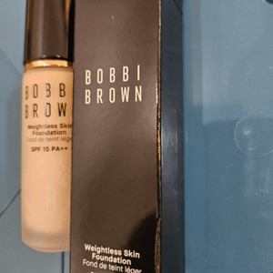 Bobbi Brown Foundation 