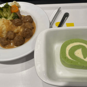 薯蓉肉丸 + 榴槤卷蛋