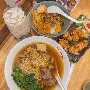 🍜 東涌東薈城試食台灣5屆冠軍牛肉麵！😋