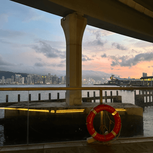 觀塘海濱醉人日落海景