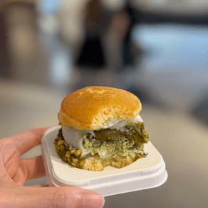 尖沙咀掃甜品🤤！開心果銅鑼燒大福😋！ 