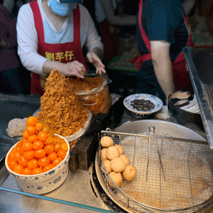 寧夏夜市芋餅🤤！熱辣辣超治癒！😋 