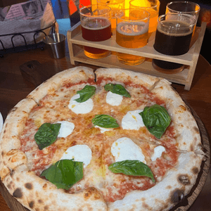 手工啤酒品鑑套餐🤤！