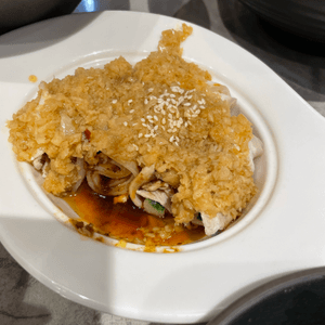 過橋米線😋酸酸地都幾開胃！配料勁多！🍜