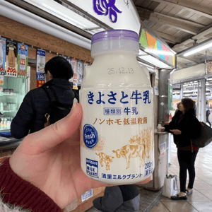 秋葉原必飲牛奶