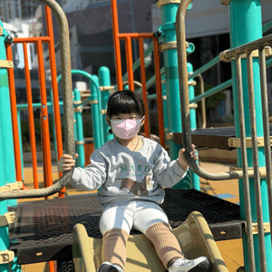 天氣轉季咳咳咳 😷 小朋友必備口罩！👍