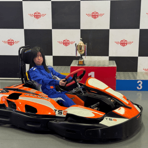 
️|光明探索者卡丁車|室內飆速...