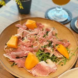 media 4