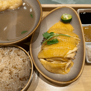 香港雞飯首選！雞肉超滑🐔