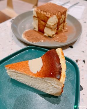荃灣邪惡甜品🤎巨大Tiramisu立方磚x巴斯克蛋糕🍰