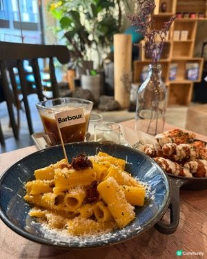 深水埗⭐️舊樓變身咖啡店🌿打卡一流📸！