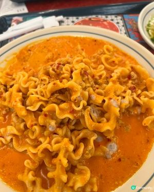 中環午餐擊推手工意粉浪浪麵！炸薯絲牛肉他他暴擊🍝