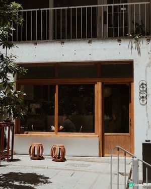 中上環人氣滿滿的啡店｜EN ☕️