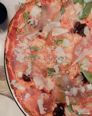 🍕 Pizza Express觀塘新店：熱騰騰的美味與分享