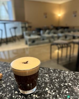 Blue Monday 💕 來杯厚泡沫凍咖啡醒醒神