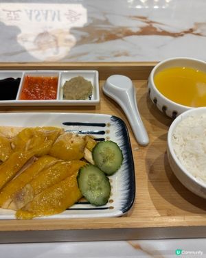 🇭🇰聽講係最好味嘅海南雞🐓一齊食個快午餐亞參海南雞飯🔥