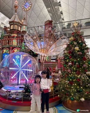 嚟到機場見到靚靚嘅聖誕佈置🥰