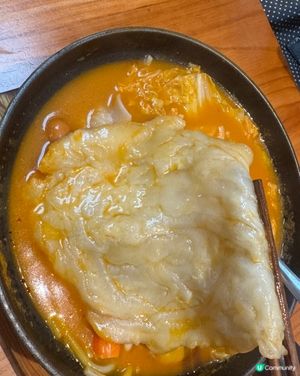 會展附近 特大花膠米線 銅米線