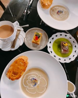 中環$148歎法式花膠鮑魚！玫瑰花鋼琴打卡必去🌹🎹😍