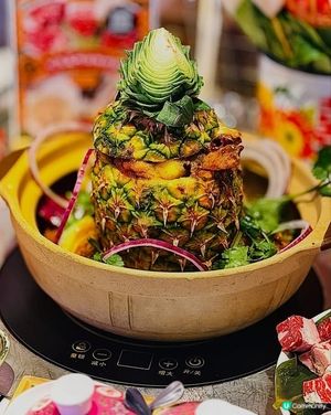 呢個火焰原隻鳳梨雞煲，我一定要encore🔥