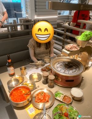 晚上去深圳領展中心既西塔老太太食烤肉，2個人200幾蚊就食到