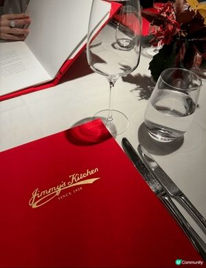 Jimmy‘s kitchen 香港最具歷史的餐廳之一，店舖