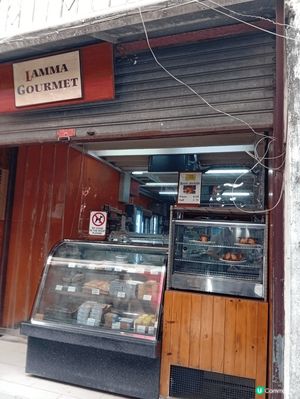 南Y島是香港著名的旅遊小島，船程大約半小時，便可遠離城市煩囂