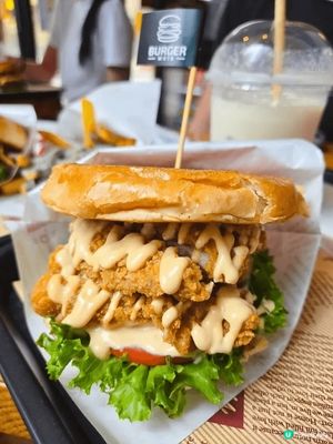 👍尖沙咀美式漢堡新蒲點🍔

行到尖沙咀金巴利道，發現